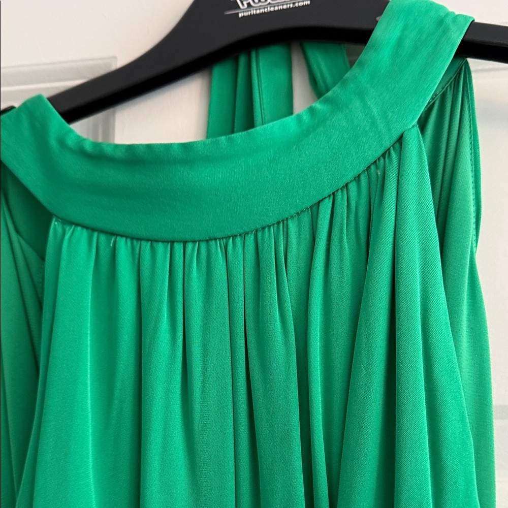 Green Sleeveless Jumpsuit - Picture 4 of 7